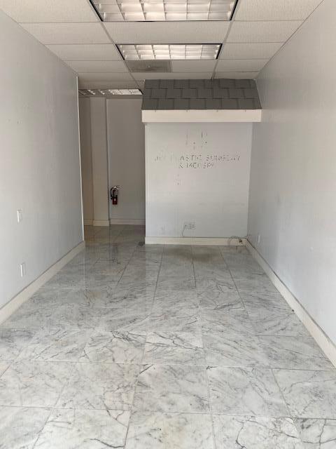 1075 Duval Street Unit: C19