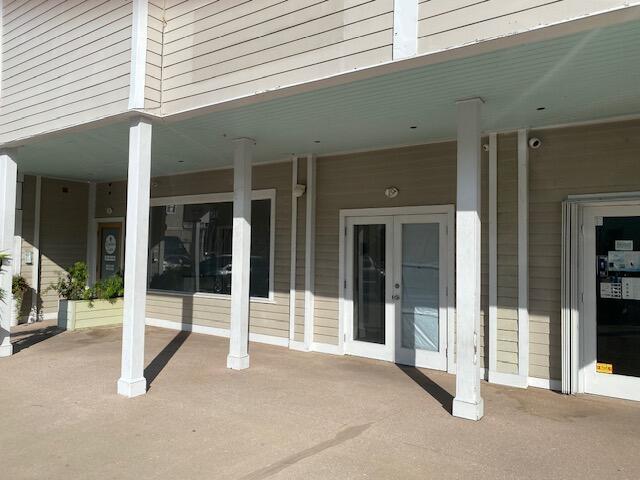 1075 Duval Street Unit: C19