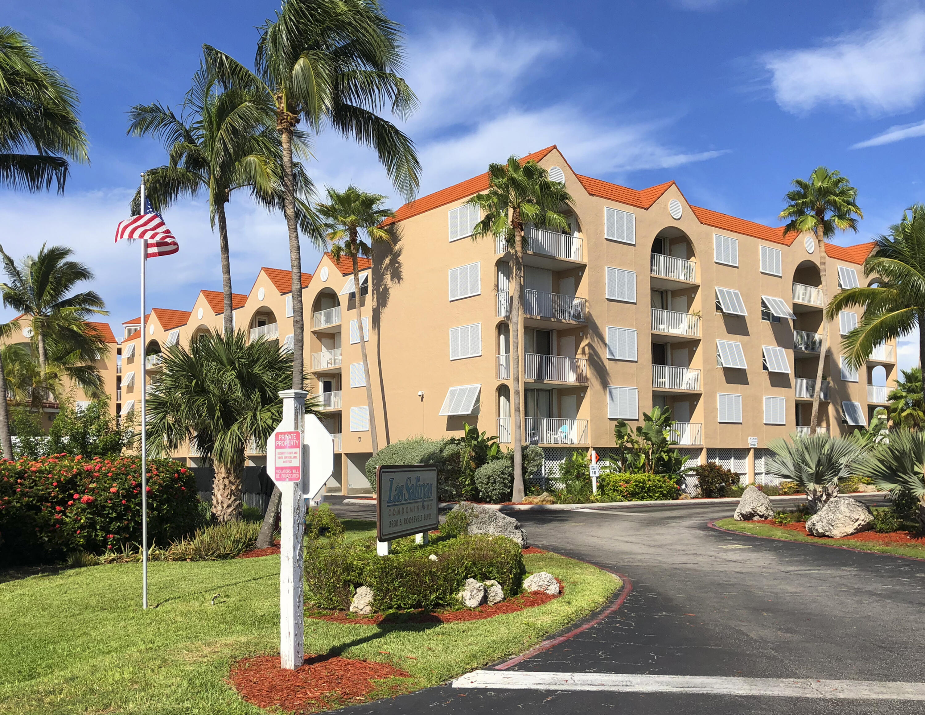 3930 S Roosevelt Boulevard Unit: W410