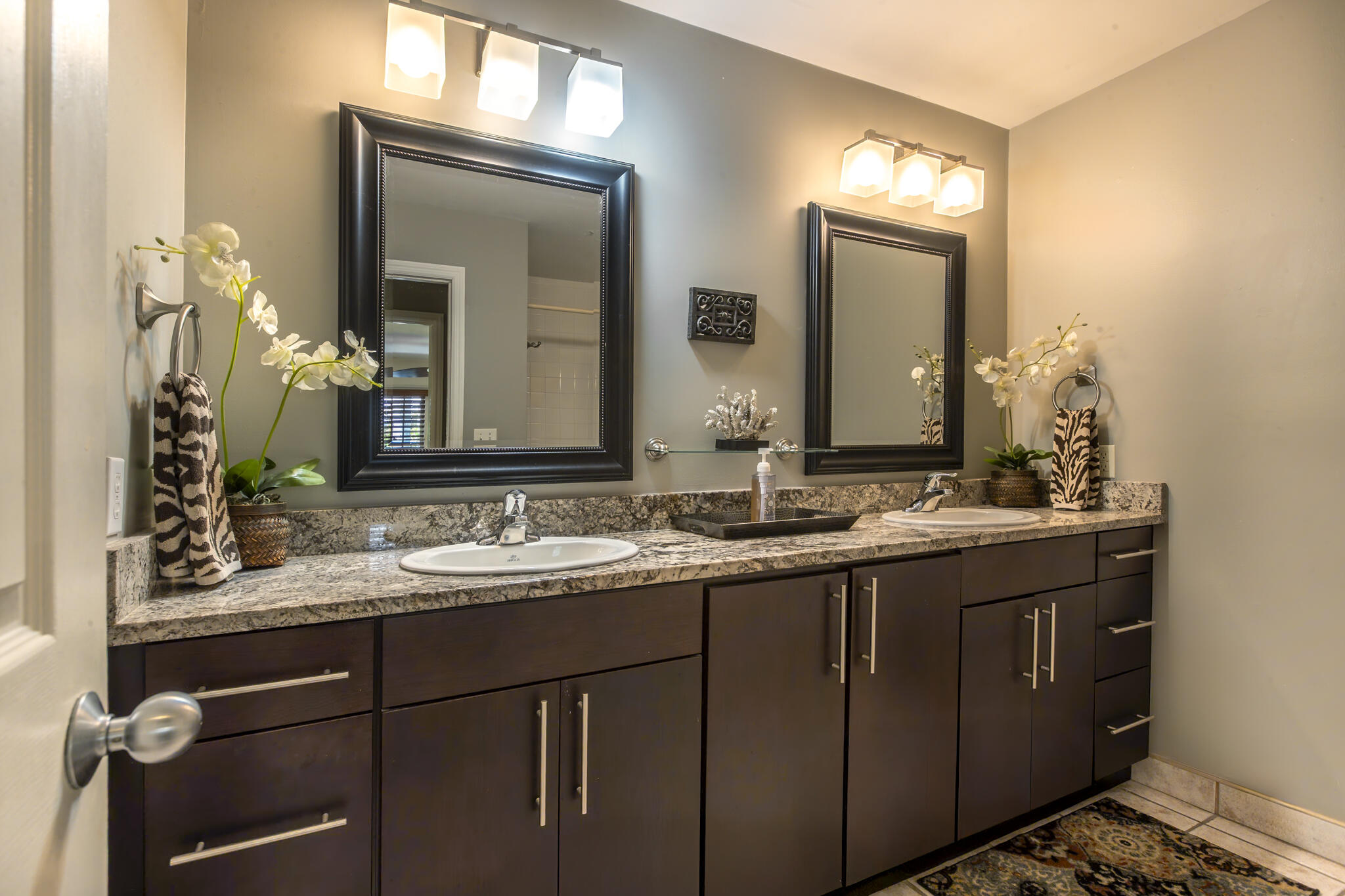 204 Southard Street Unit: 5