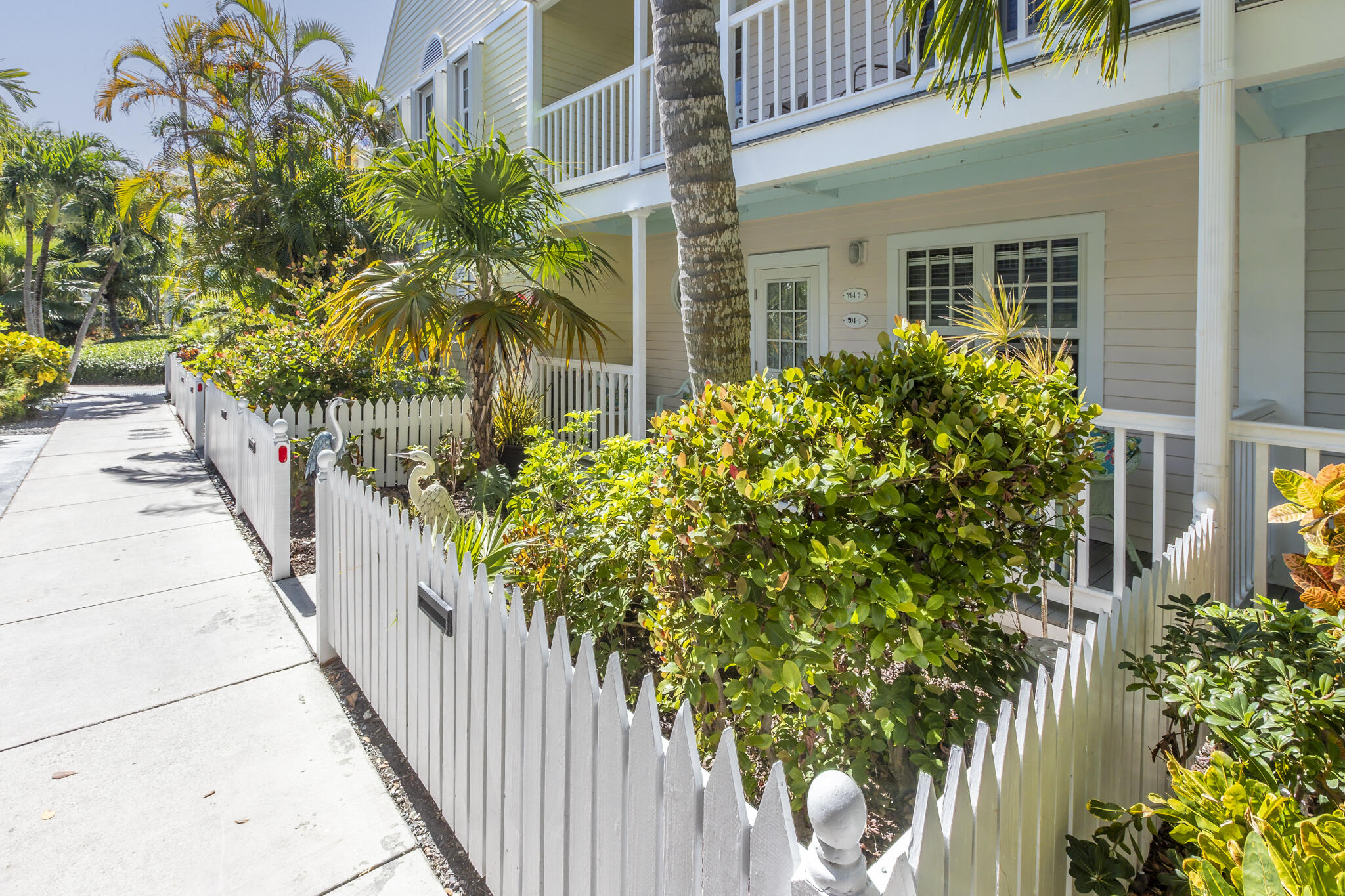 204 Southard Street 5