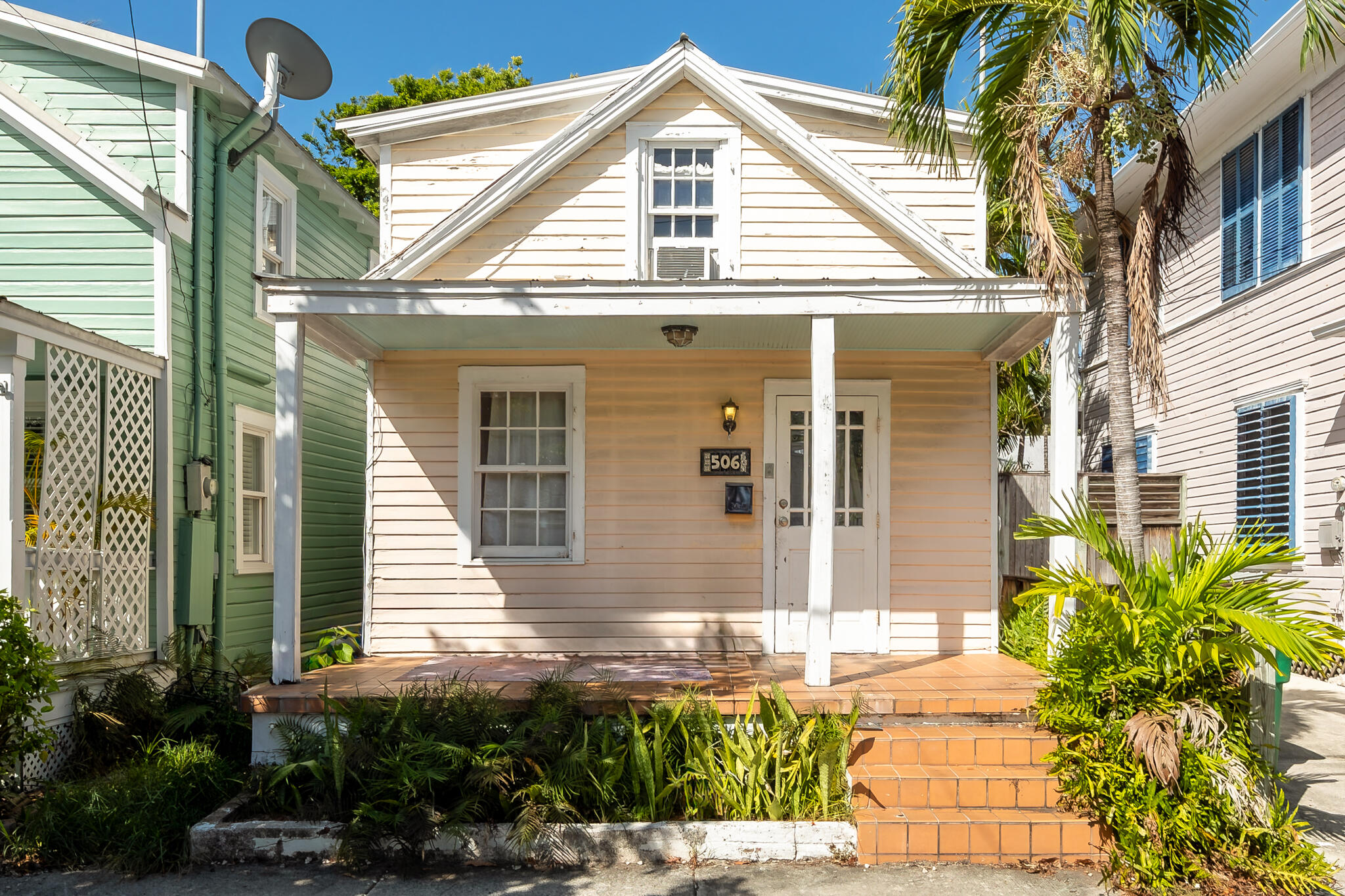 506 Grinnell Street