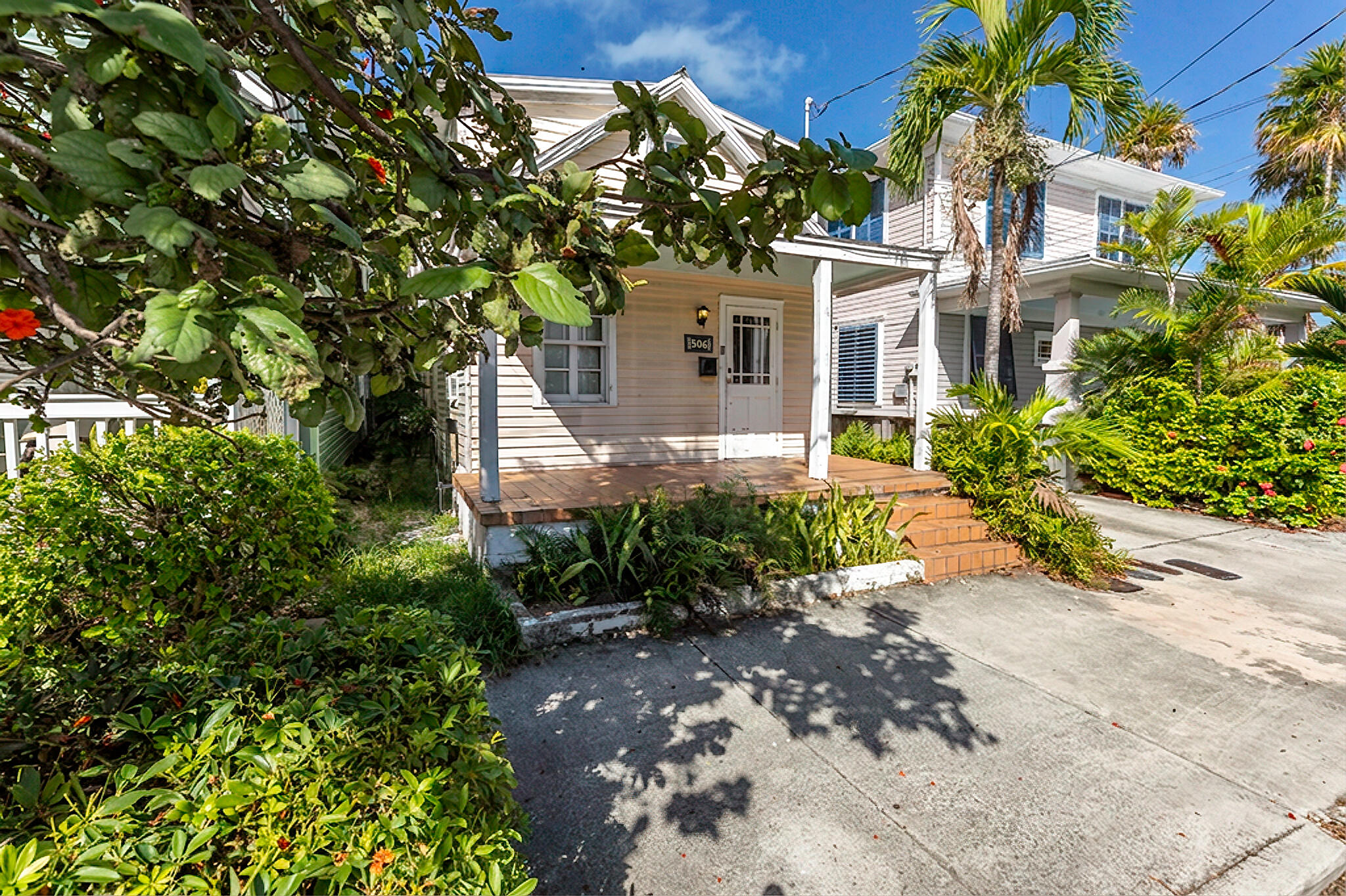 506 Grinnell Street
