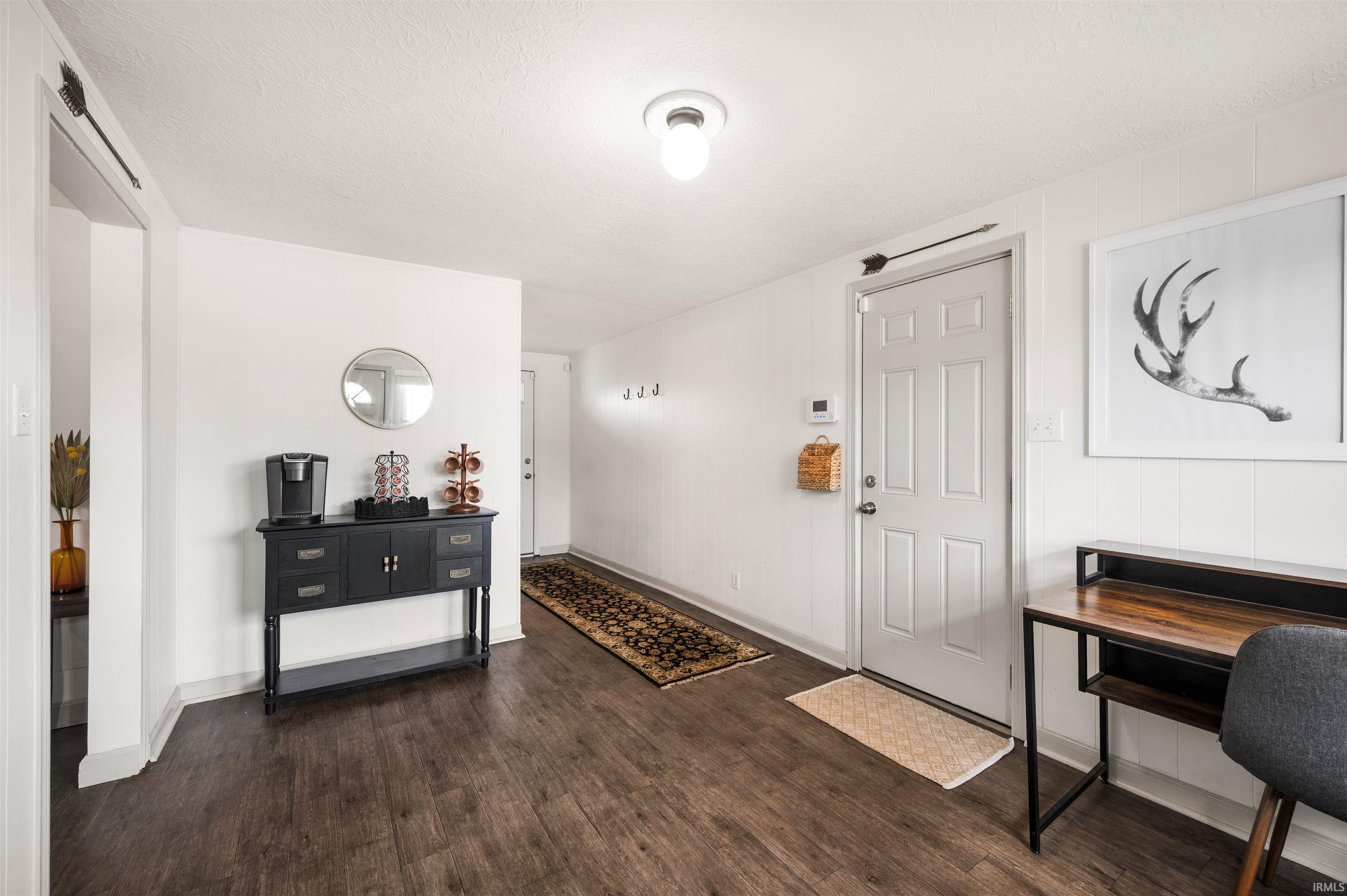 221 N Tuxedo Drive