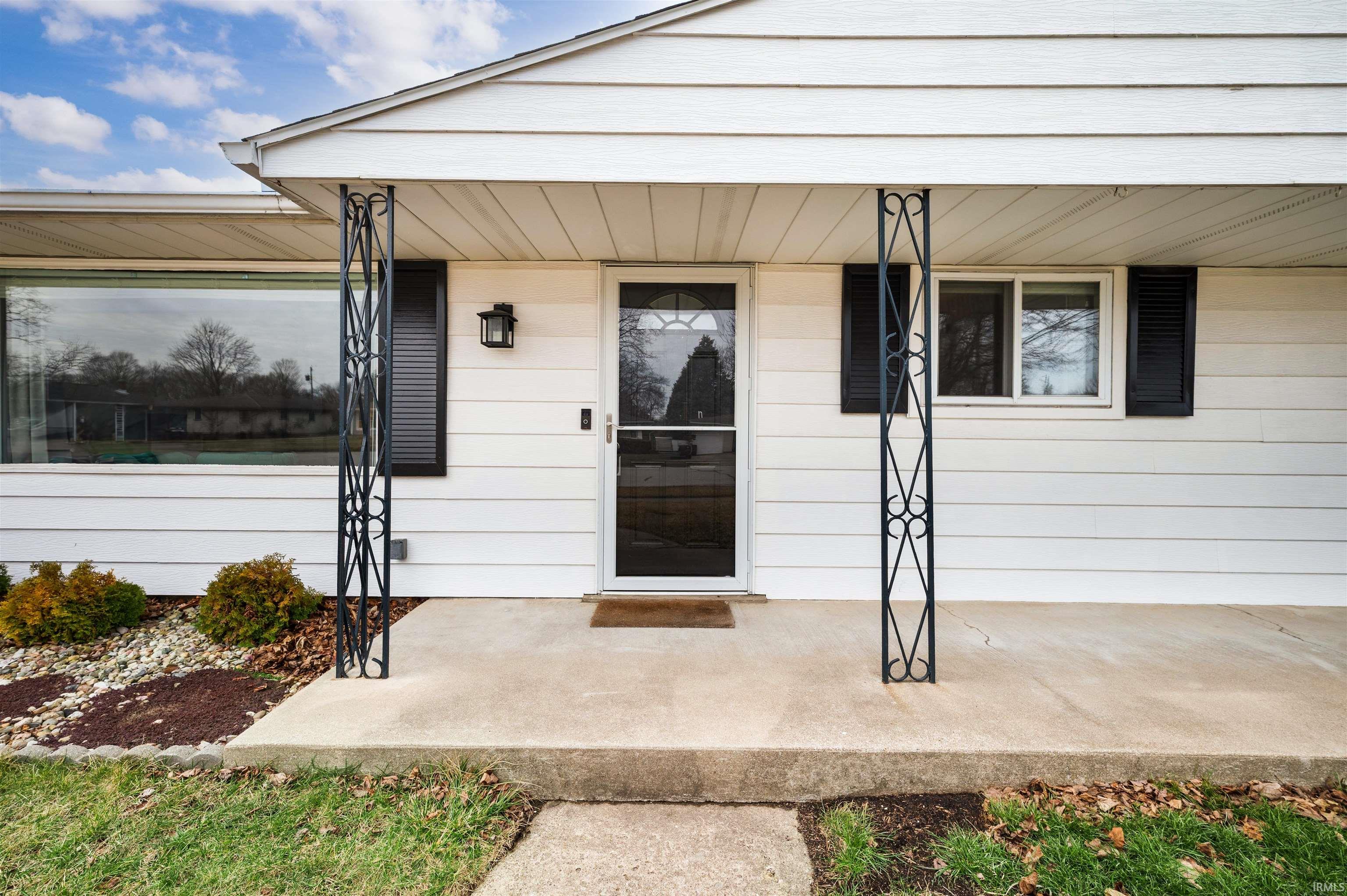 221 N Tuxedo Drive