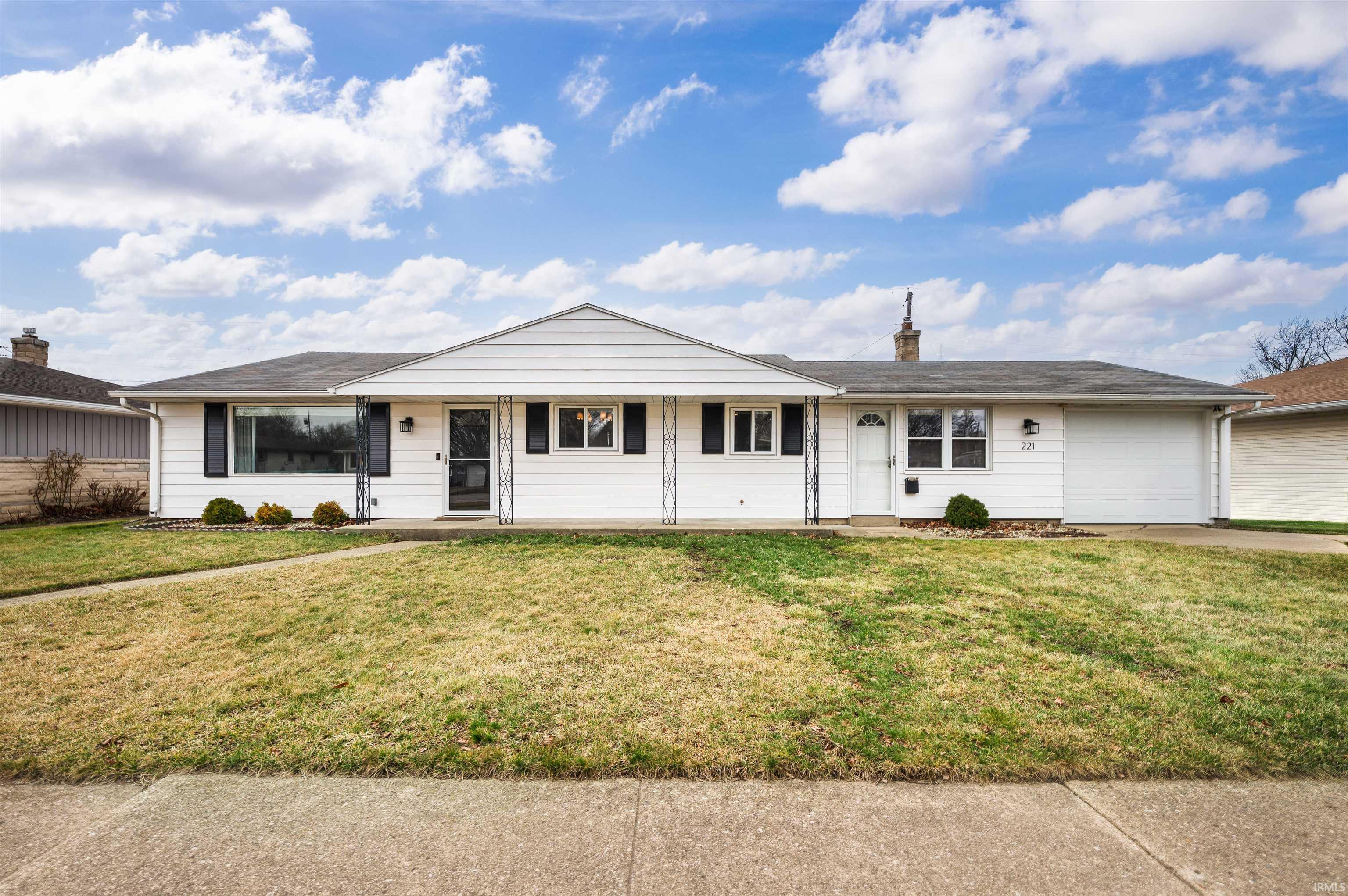 221 N Tuxedo Drive