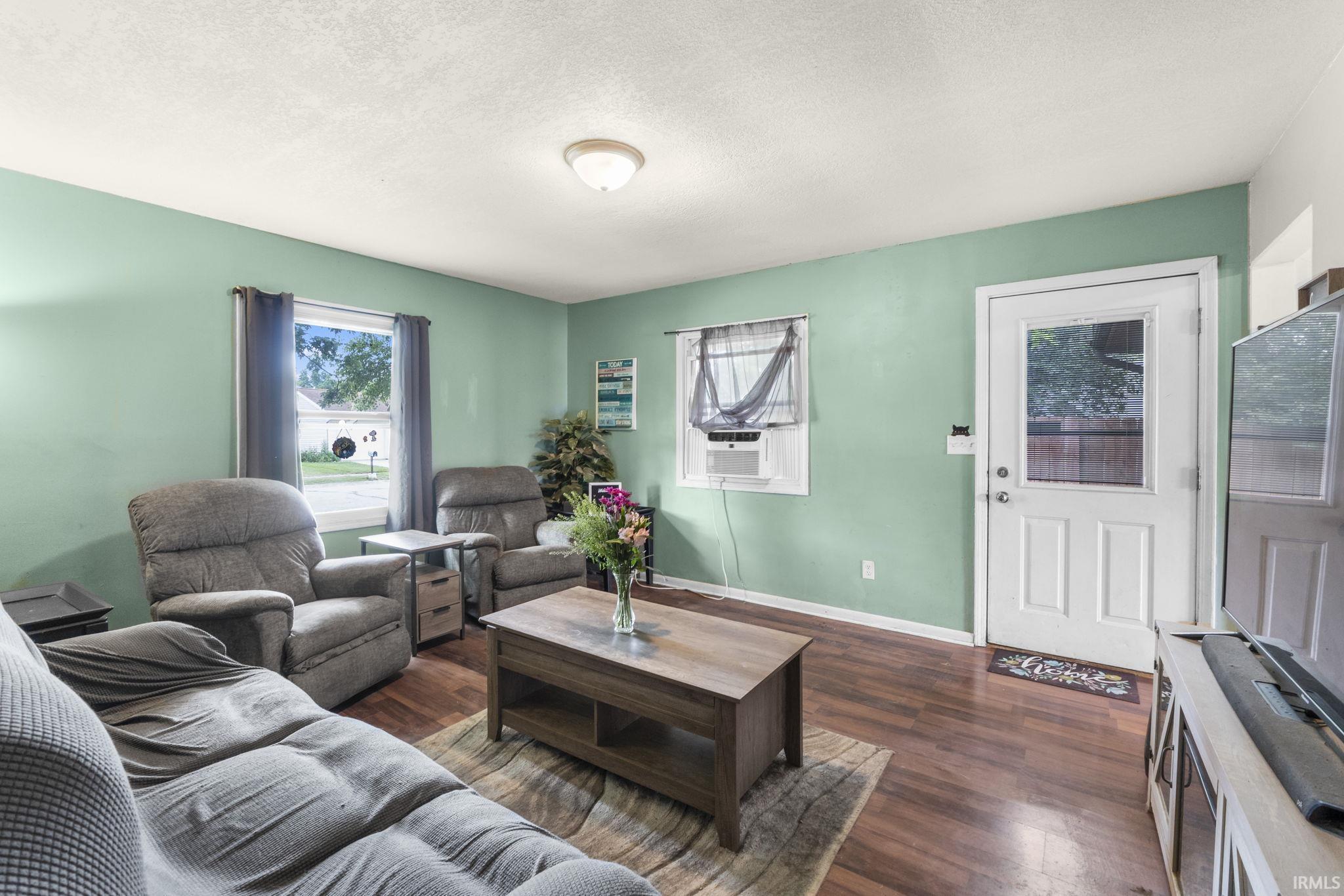8 Topaz Drive