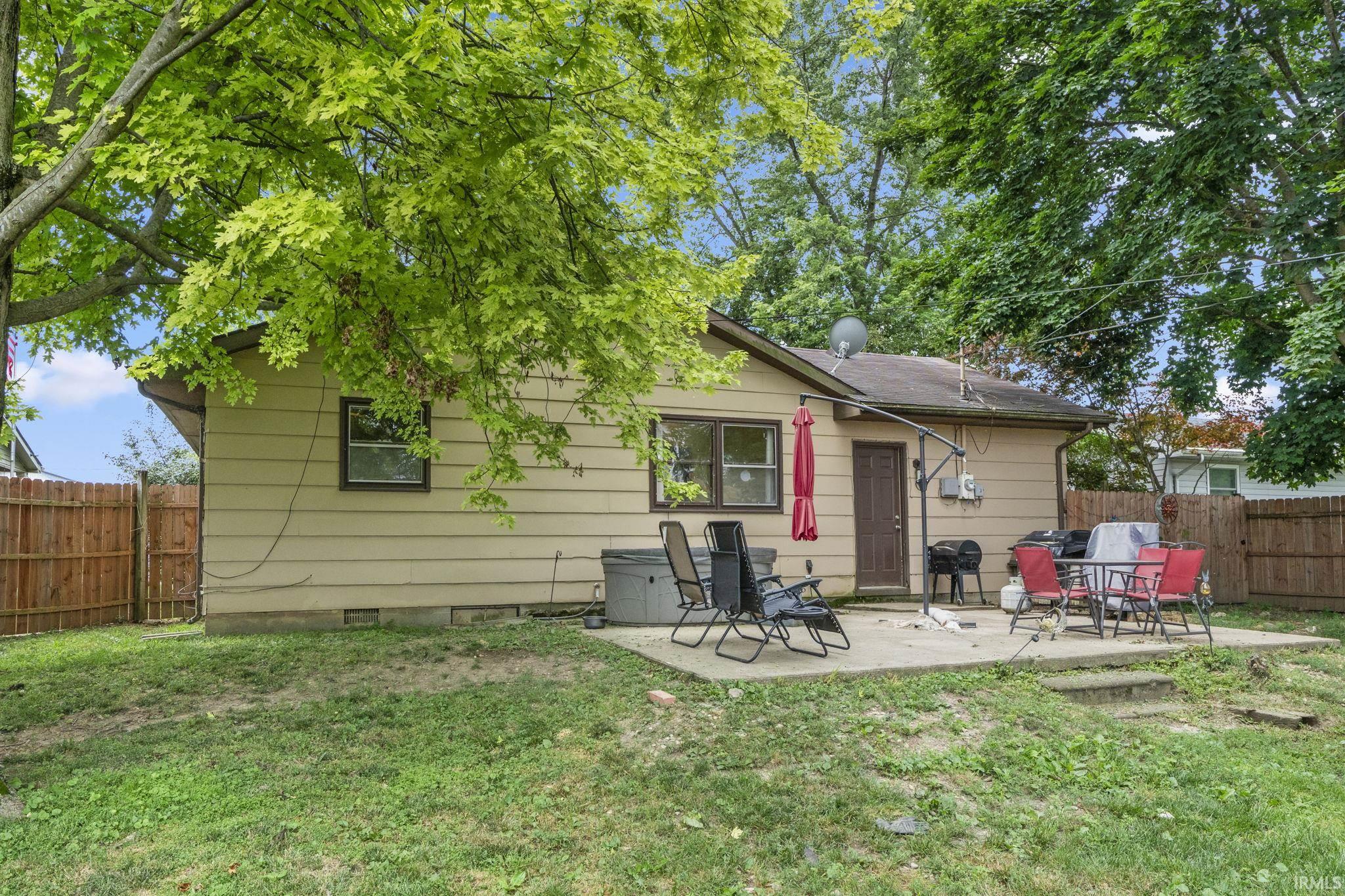 8 Topaz Drive