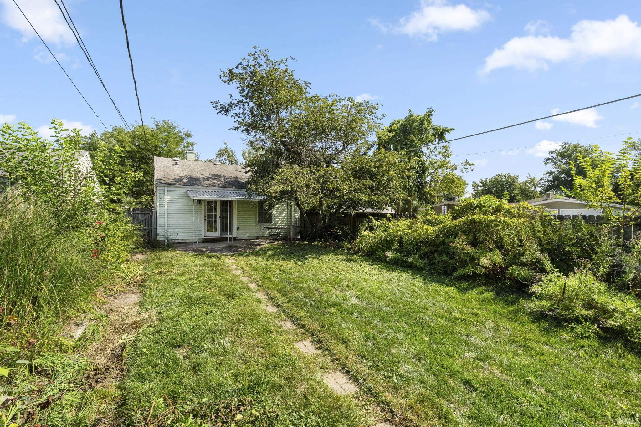 2736 Dodge Avenue