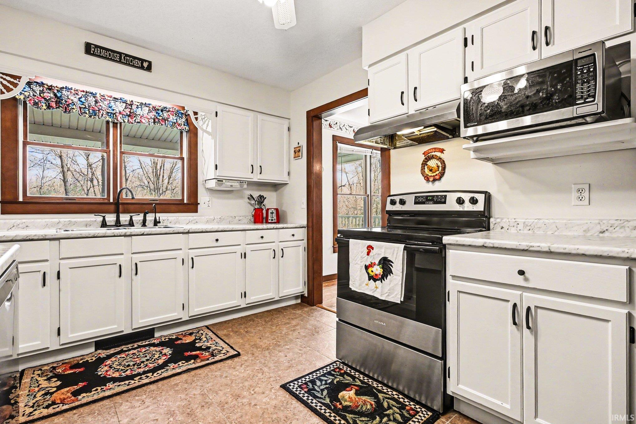1305 Wooster Road