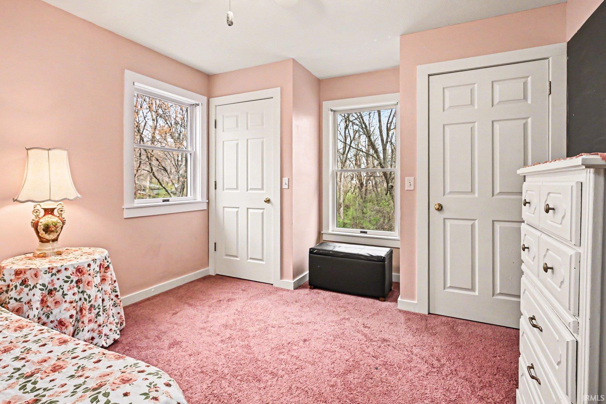 1305 Wooster Road