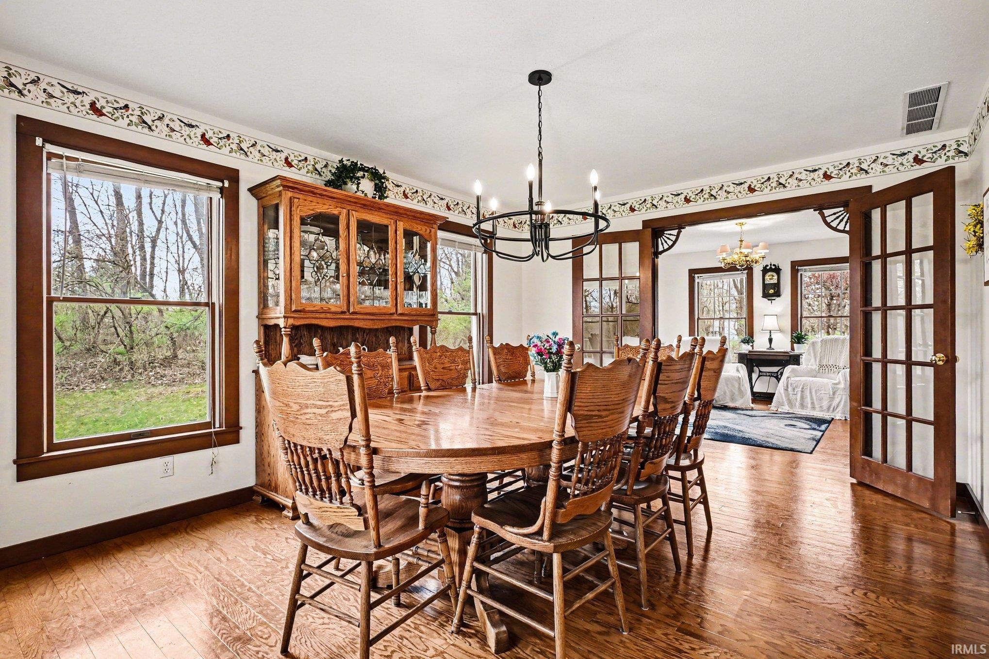 1305 Wooster Road