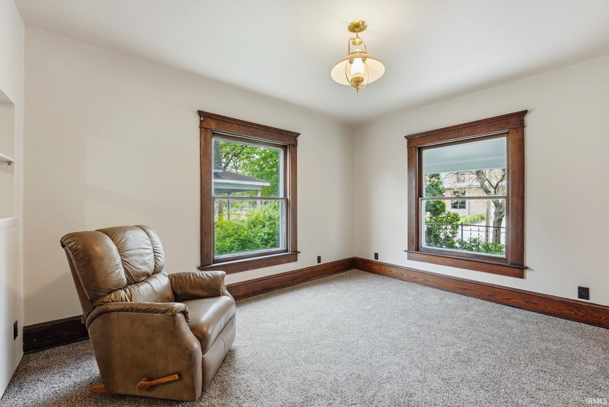 420 S 8th Street