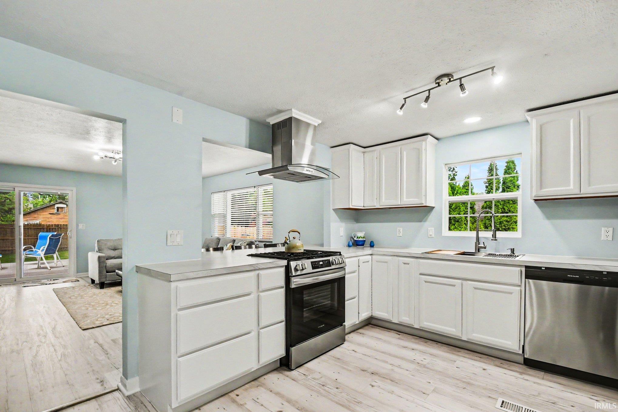 405 N Lincoln Street