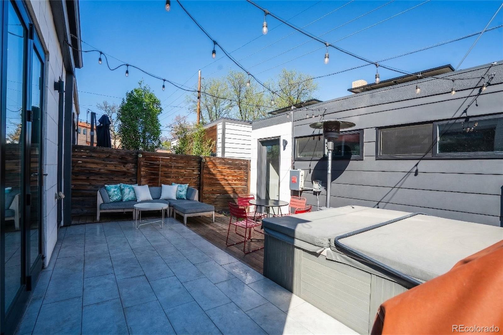3548 Lipan Street
