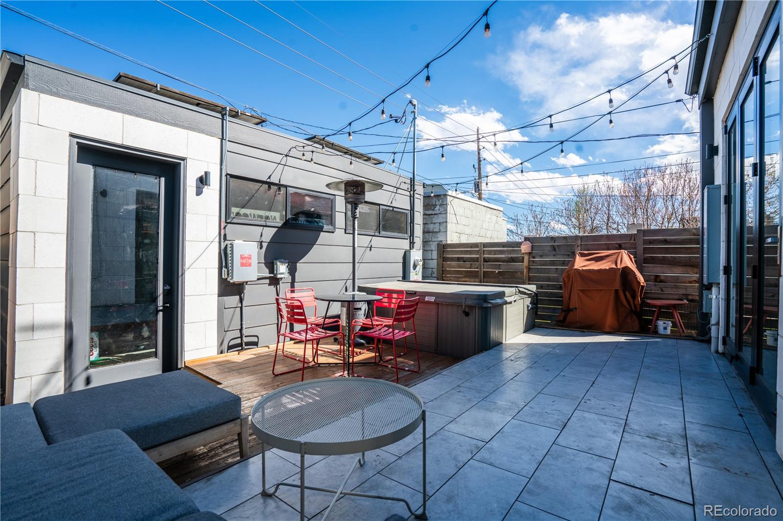 3548 Lipan Street