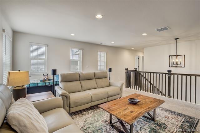 5059 Ditmars Lane