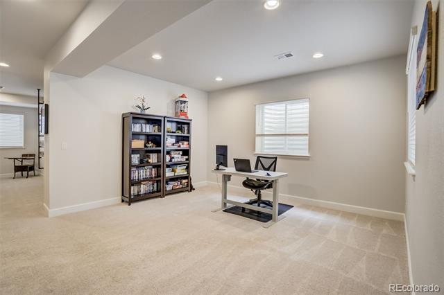 5059 Ditmars Lane