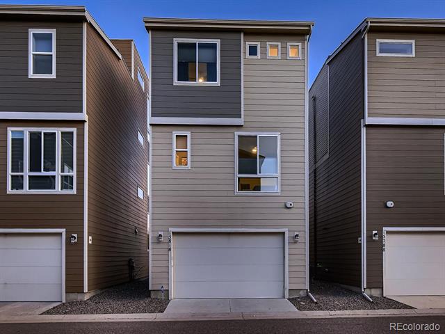 15818 E Broncos Place