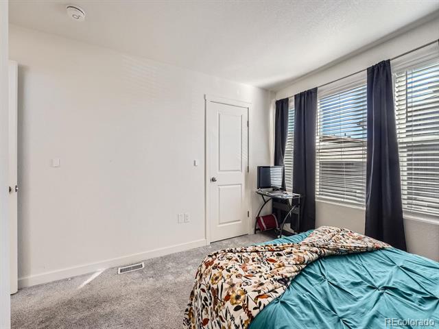 4987 N Walden Way