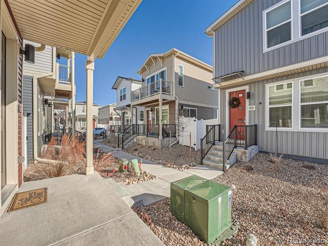4987 N Walden Way