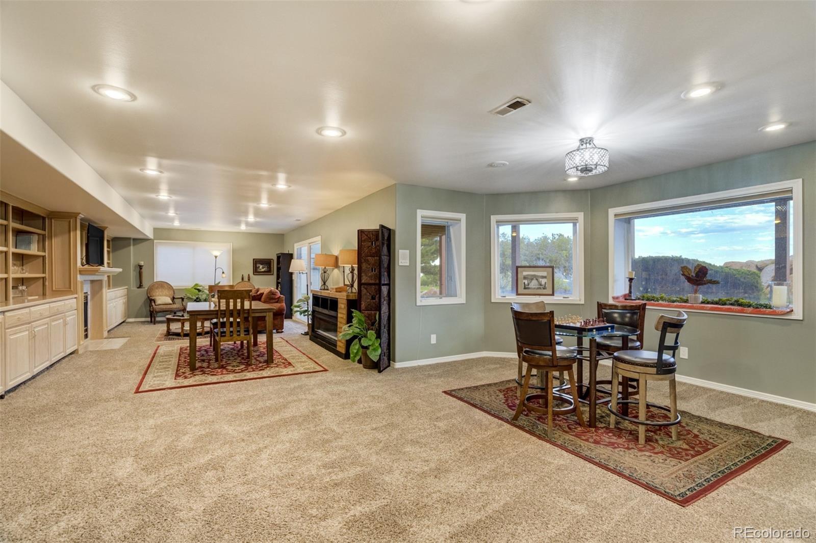 2935 Blodgett Drive