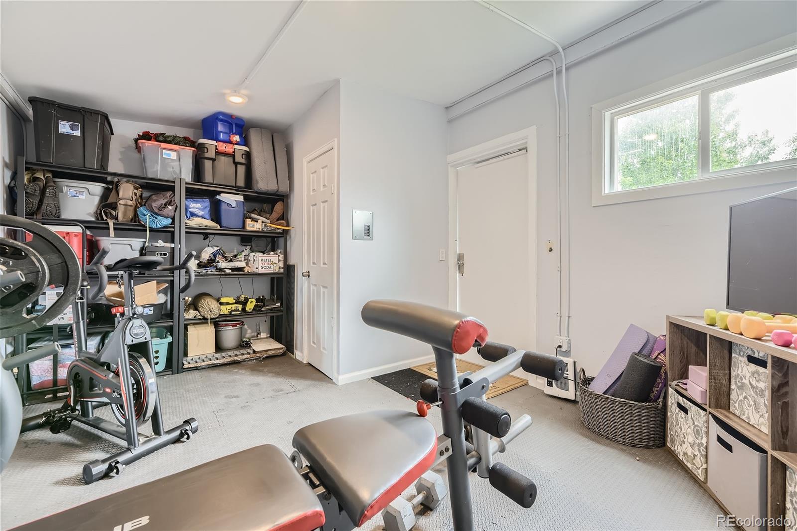 2015 S Julian Circle