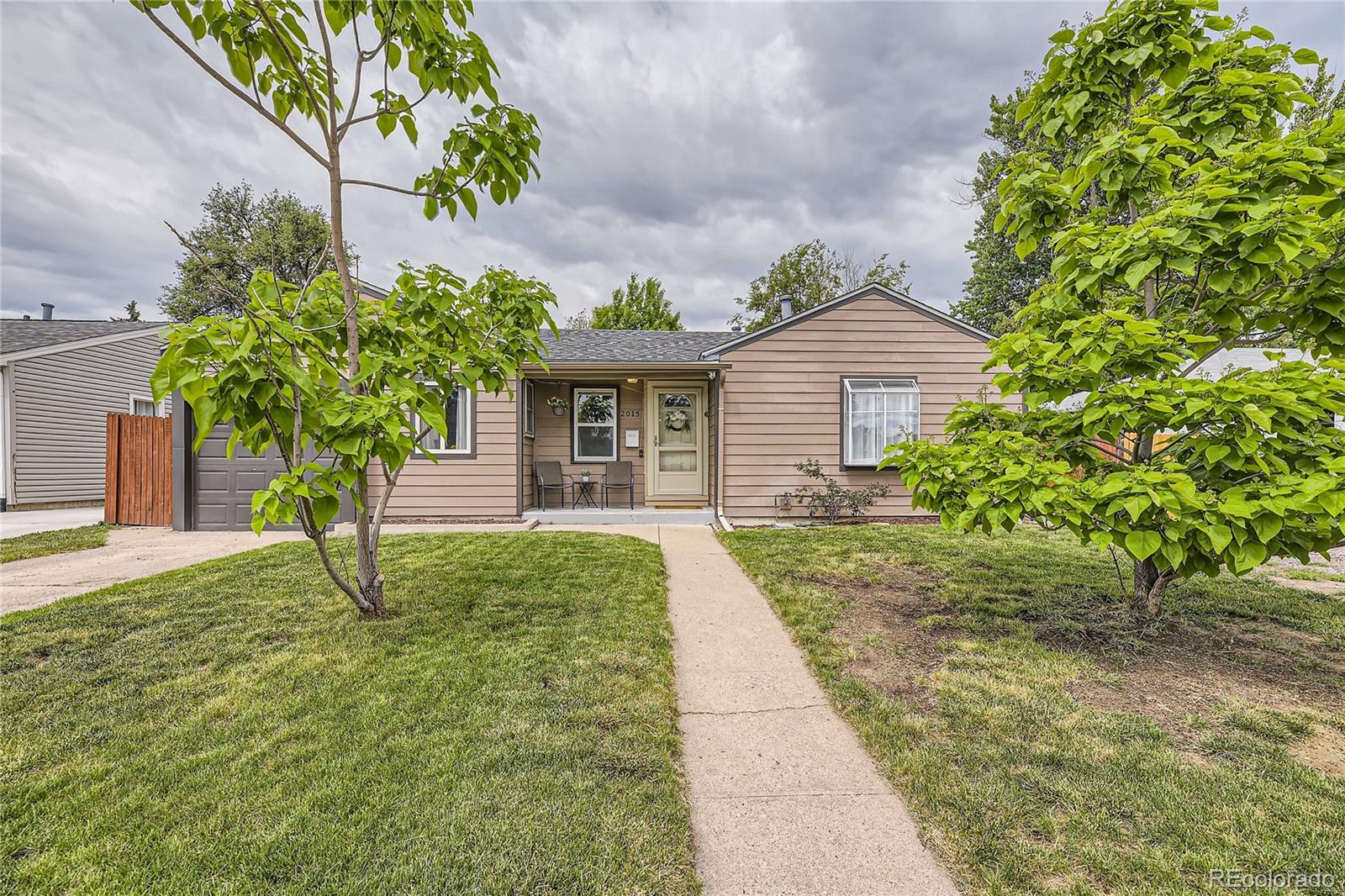 2015 S Julian Circle