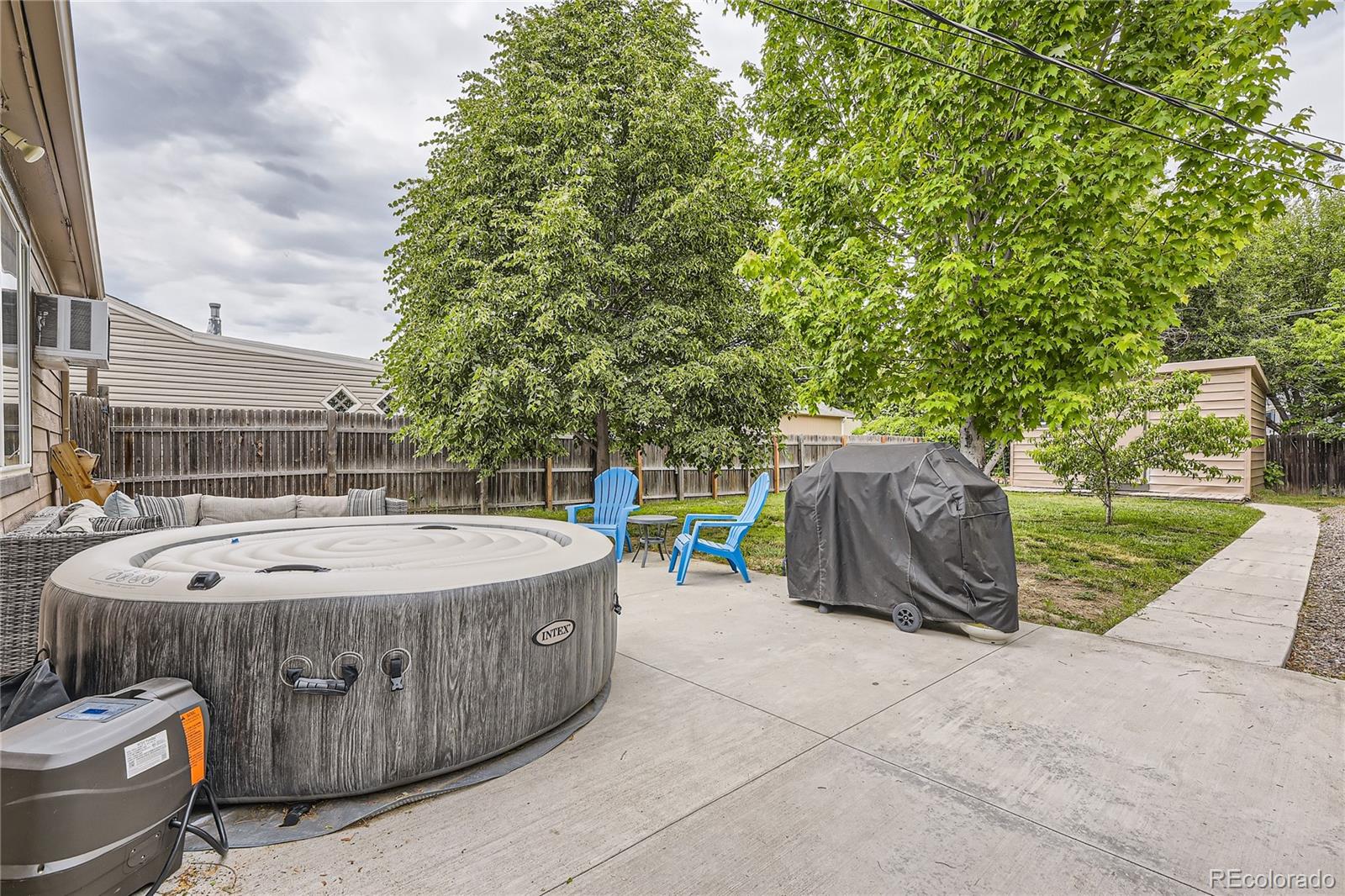 2015 S Julian Circle