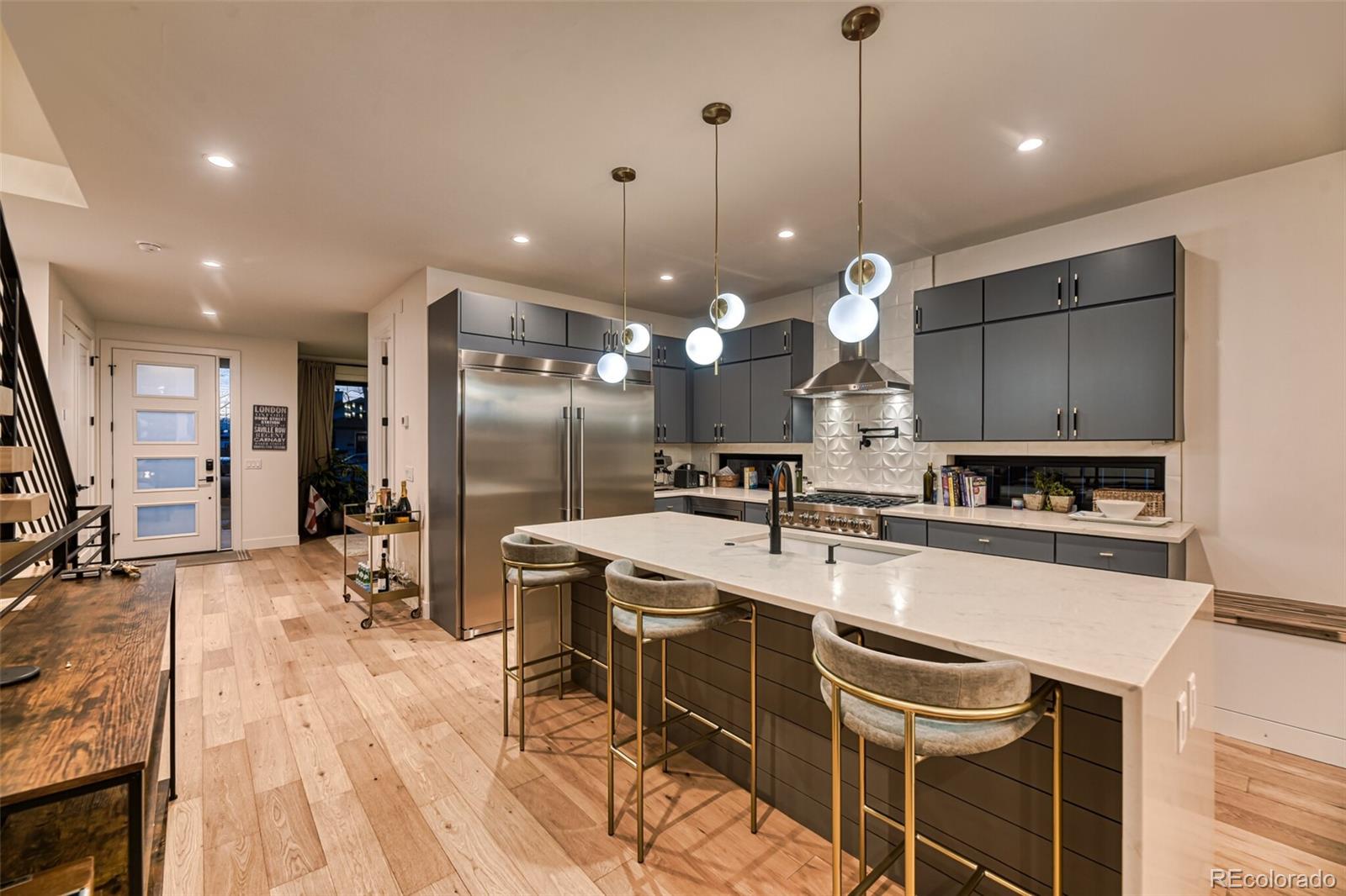 2526 S Lincoln Street