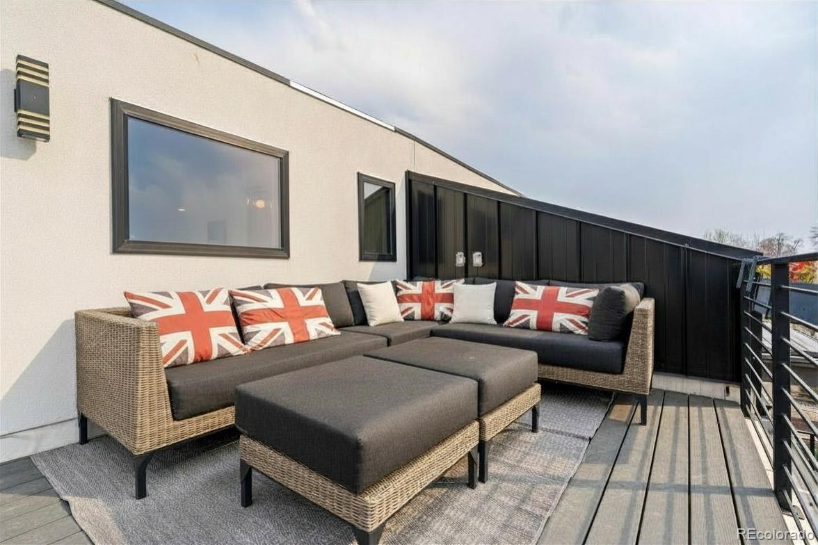 2526 S Lincoln Street