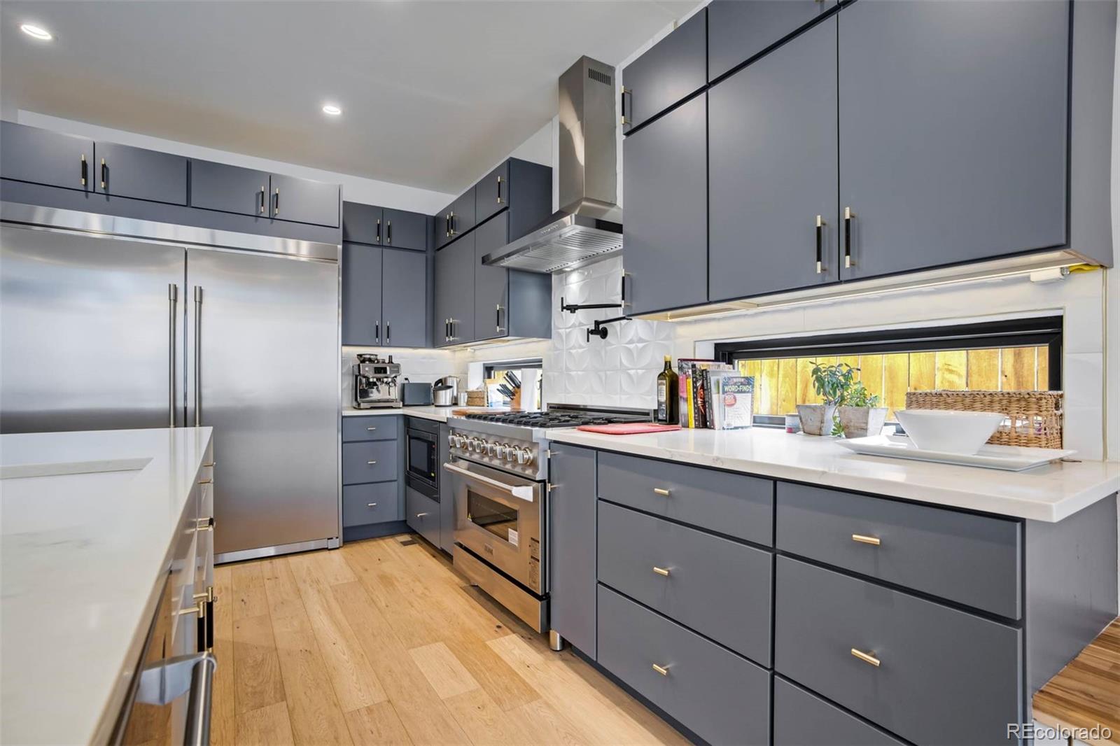 2526 S Lincoln Street