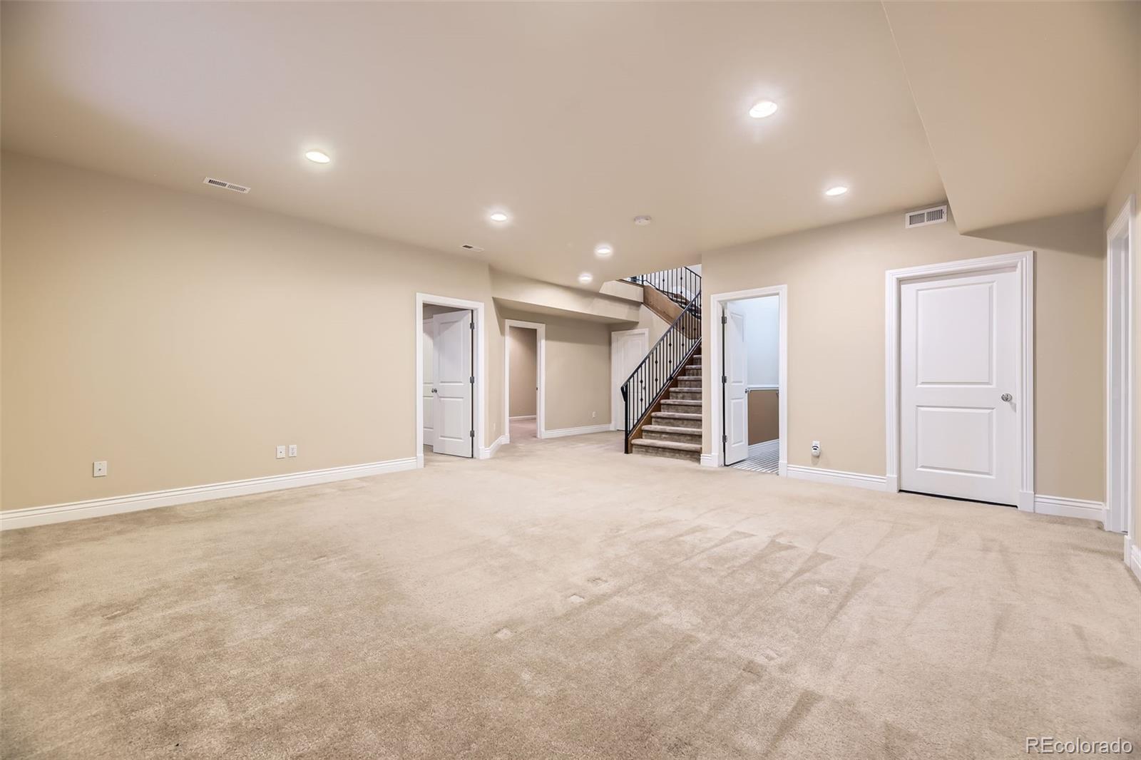 940 Kearney Street