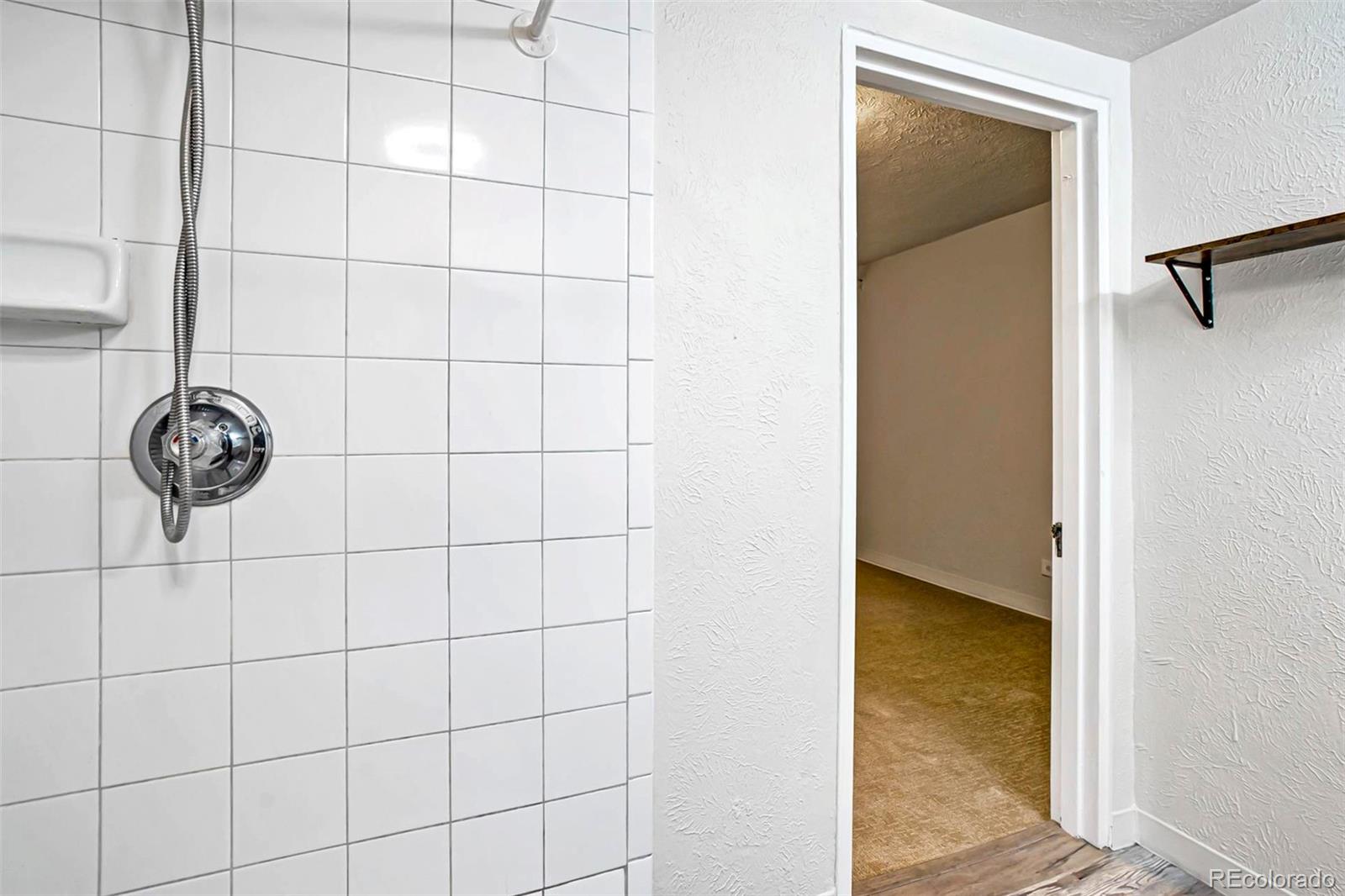 1182 Clermont Street Unit: 1B