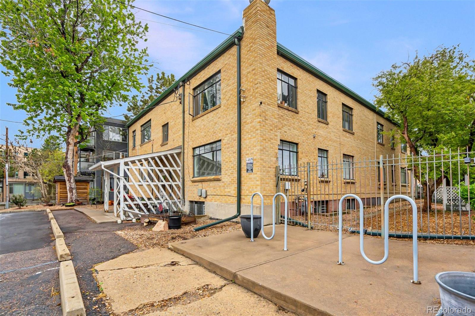 1182 Clermont Street Unit: 1B