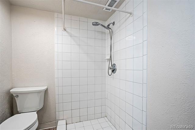 1182 Clermont Street Unit: 1B