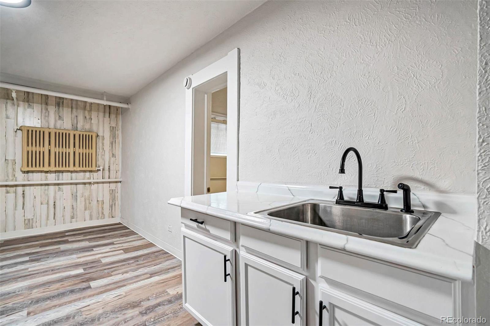 1182 Clermont Street Unit: 1B