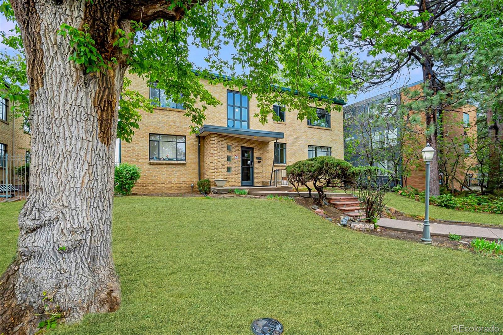 1182 Clermont Street Unit: 1B