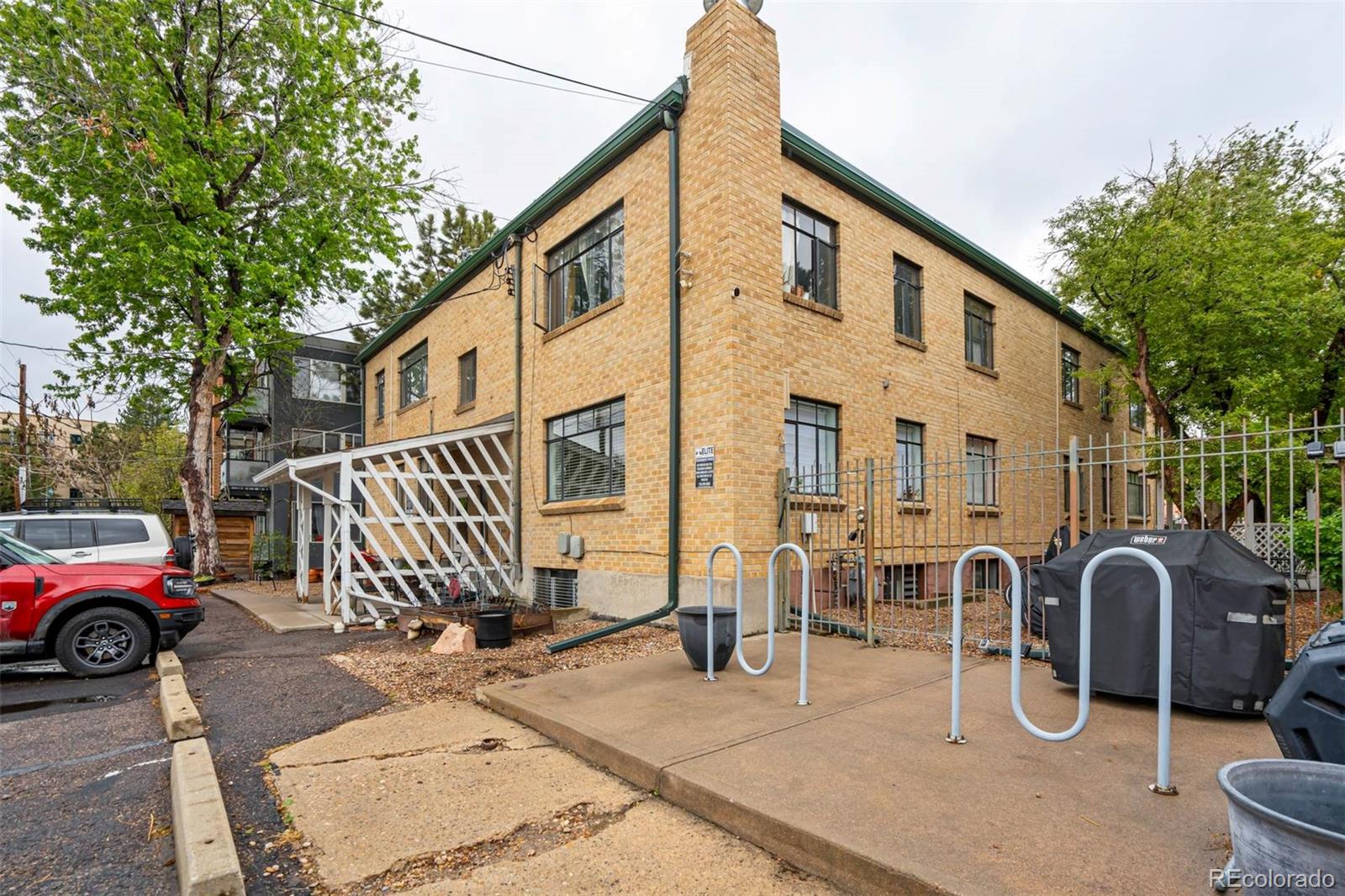 1182 Clermont Street Unit: 1B