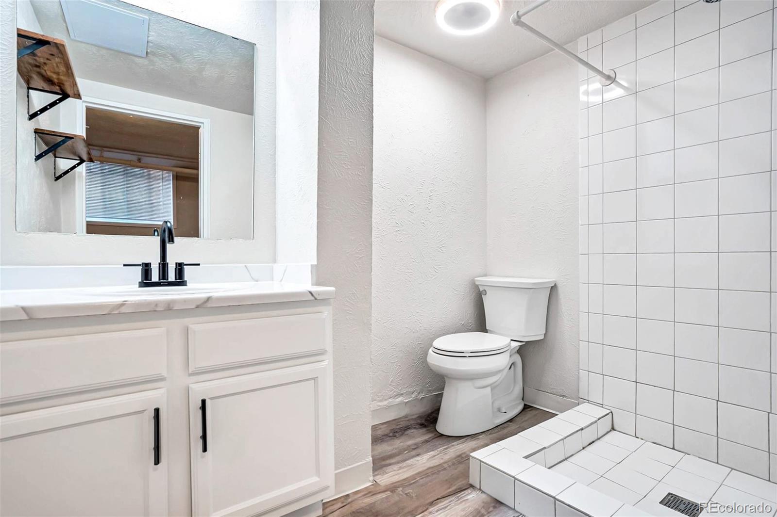 1182 Clermont Street Unit: 1B