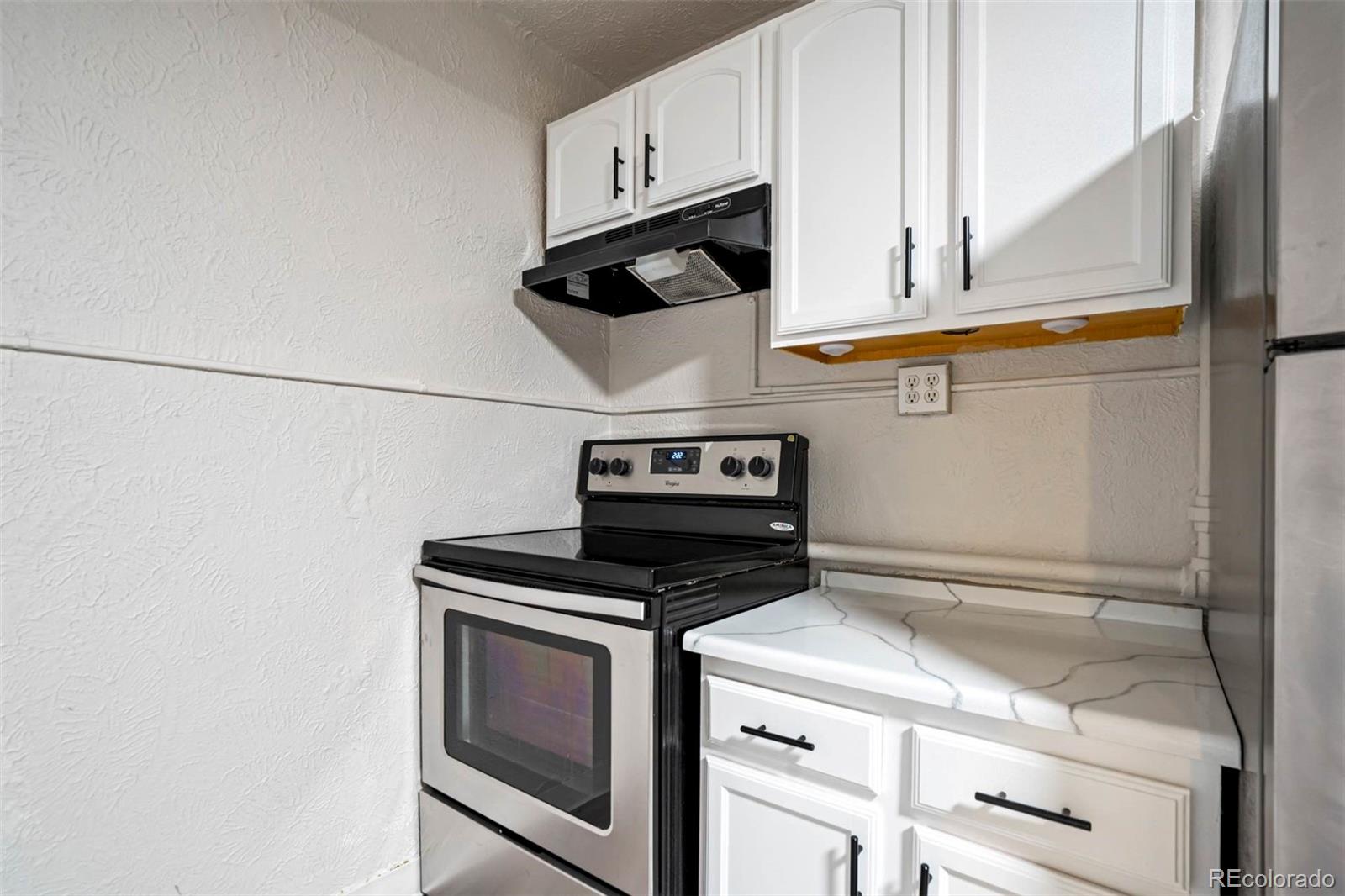1182 Clermont Street Unit: 1B