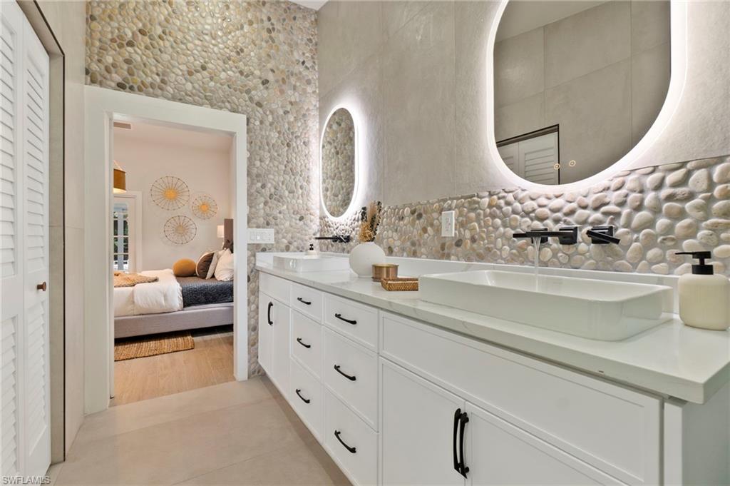 1200 Cypress Woods DR