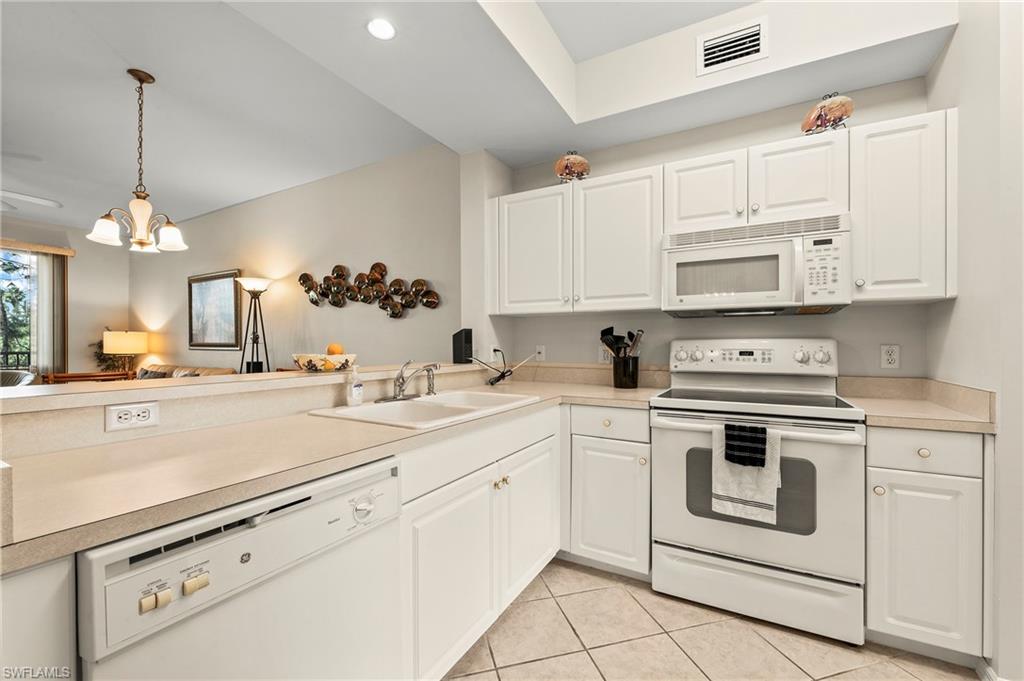 4000 Loblolly Bay DR # 206 Unit: 8-206