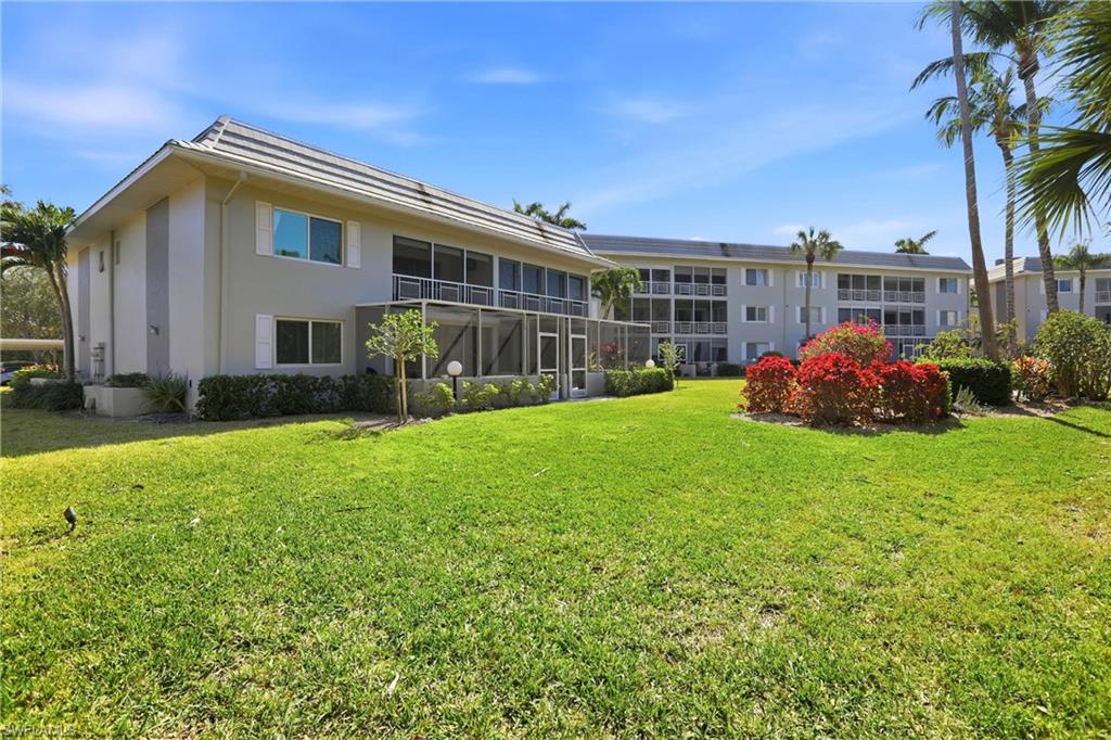 215 Cypress WAY E # E3