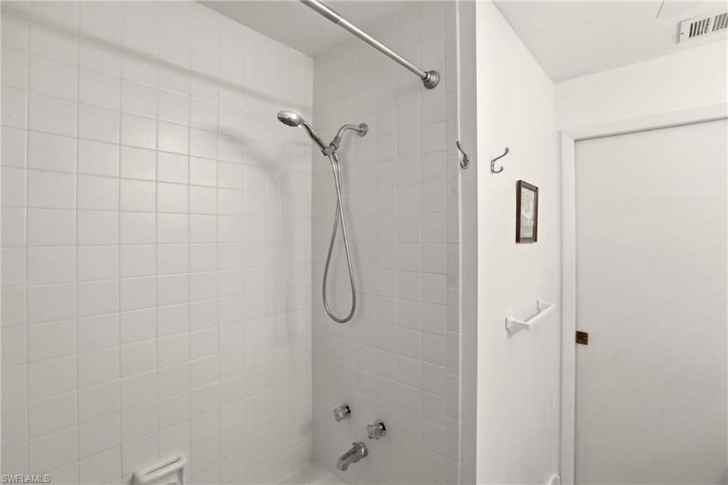 215 Cypress WAY E # E3