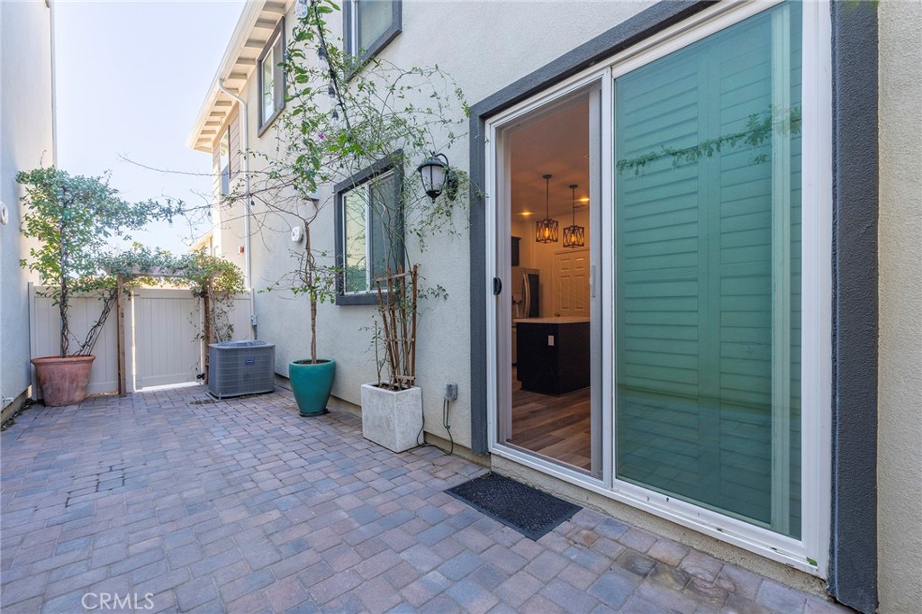 24604 Westwind Pl