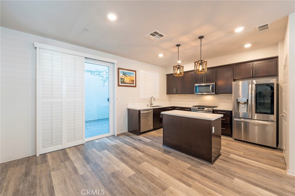 24604 Westwind Pl