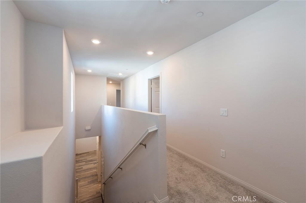 24604 Westwind Pl