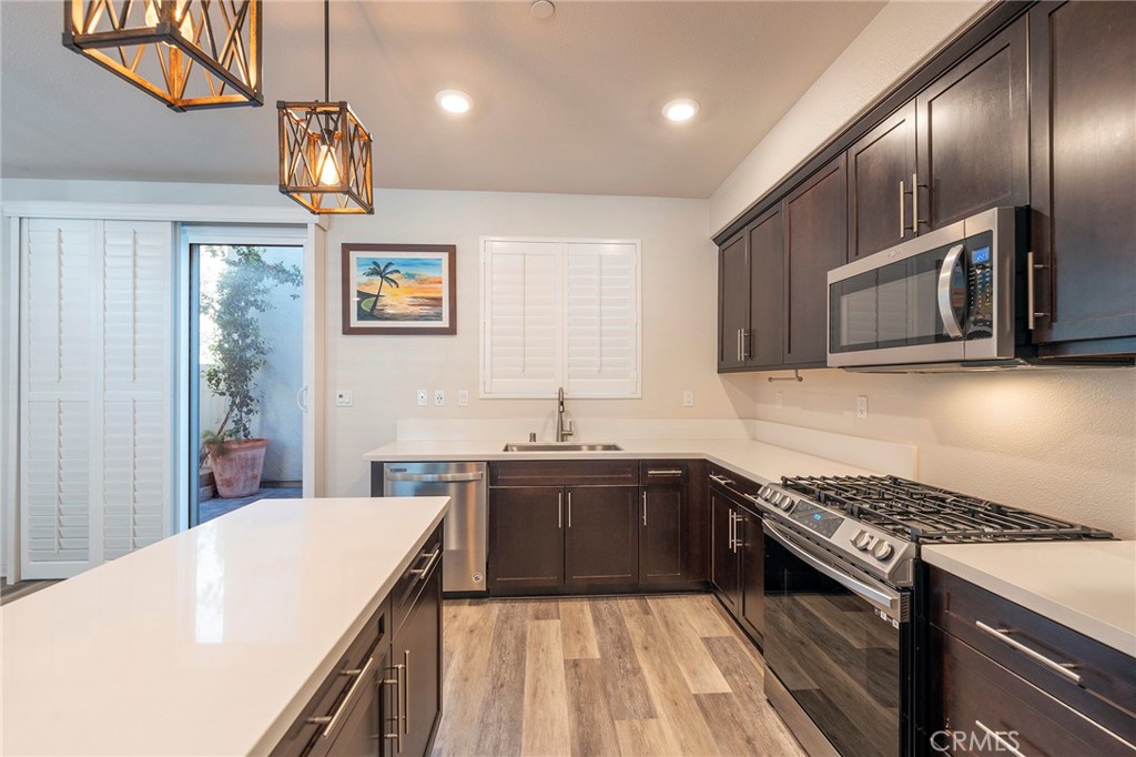 24604 Westwind Pl