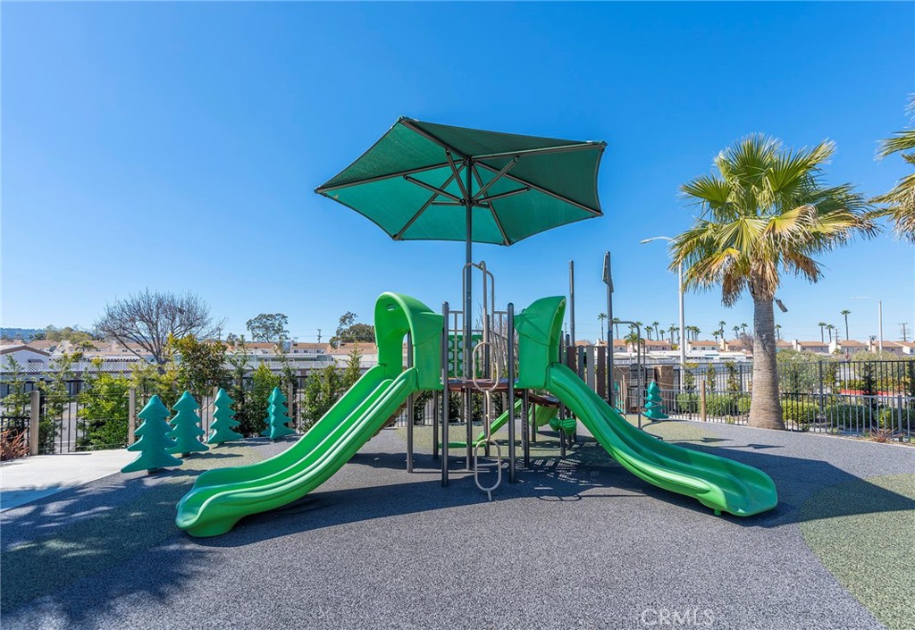 24604 Westwind Pl